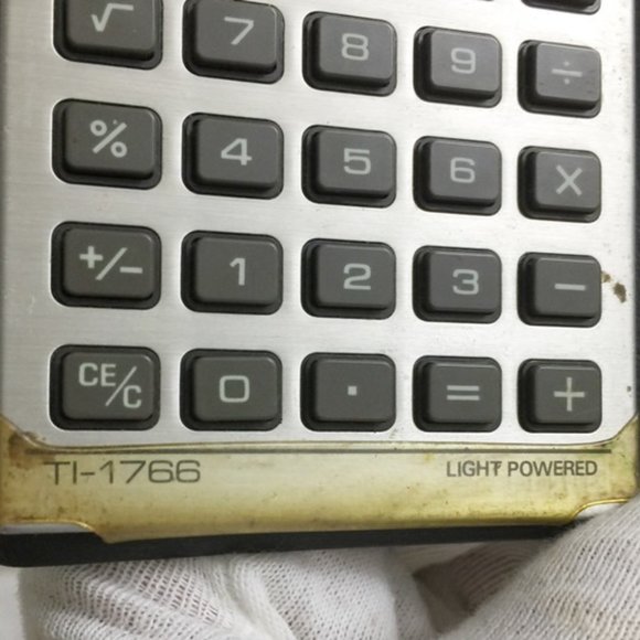 Texas Instruments TI-1768 Pocket Calculator Light Powered w/Fold Case Vintage 86 - Picture 3 of 6